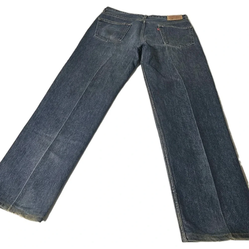 Vtg Levis 550 Jeans Men 36x30 Relaxed Fit Straight Leg Y2K Medium Wash Denim EUC